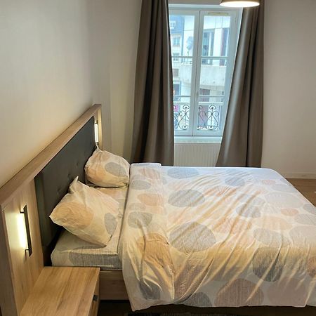 Charmant Appartement Orleans ! Ngoại thất bức ảnh