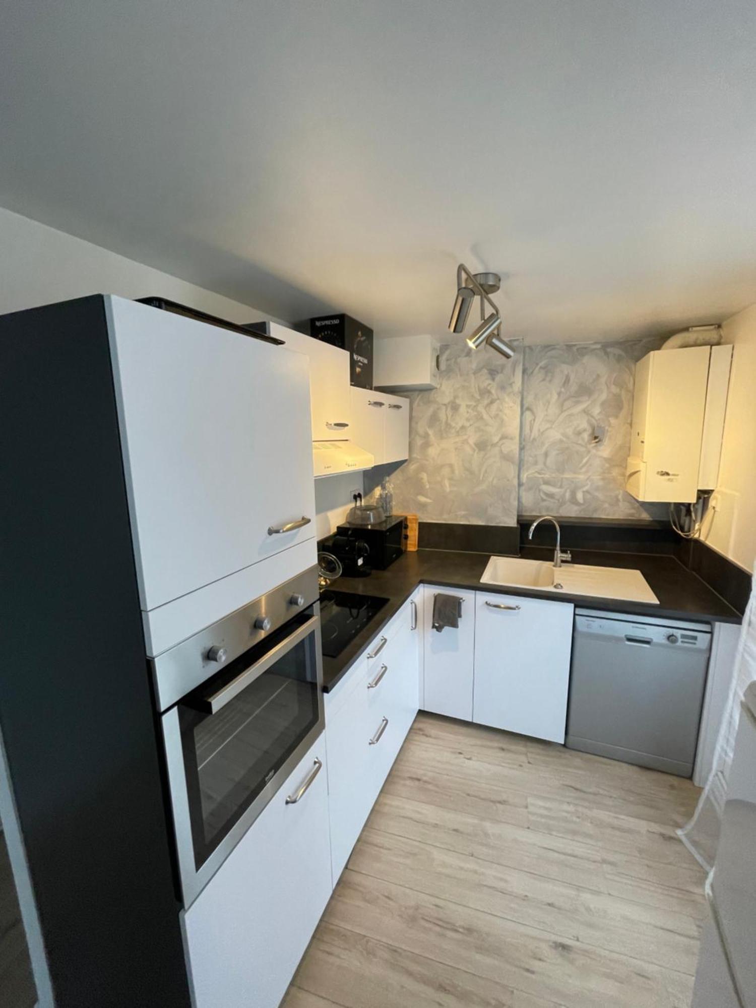 Charmant Appartement Orleans ! Ngoại thất bức ảnh